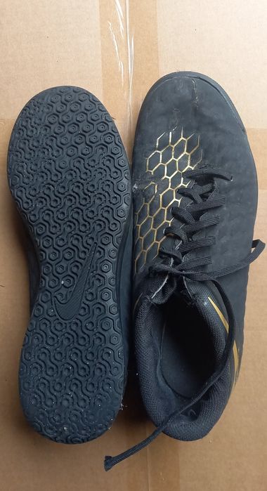 Buty sportowe Nike rozm 42 Turfy Halówki