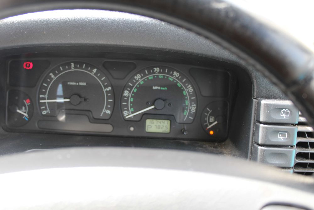 Land Rover DISCOVERY 2,5 (2004) Автомат