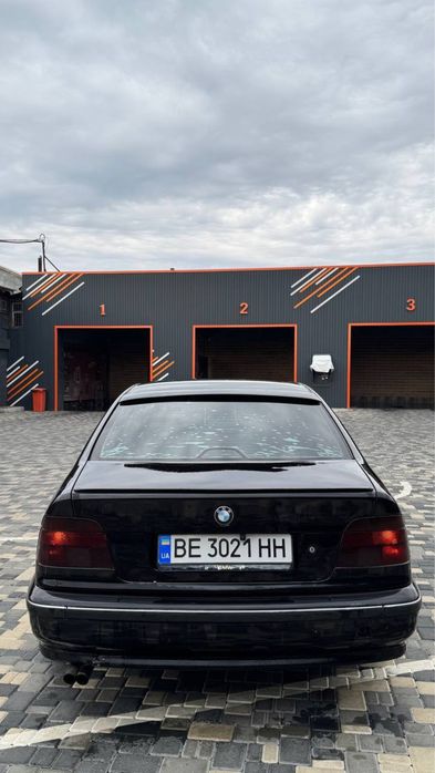 BMW E39 2.0.