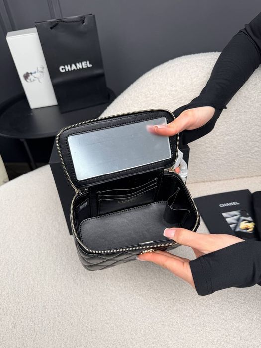 ‼️SALE‼️ Chanel Mini Vanity Case in Black Lambskin / Chanel Mini Vanity Case / женская кожаная сумочка Шанель