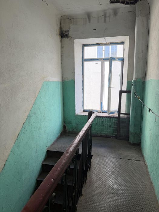 Продам 1-к квартиру на вул. Скісной (Косвенной), Молдаванка. (3-329-261)