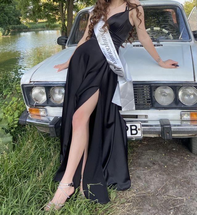 Випускна сукня вечірня