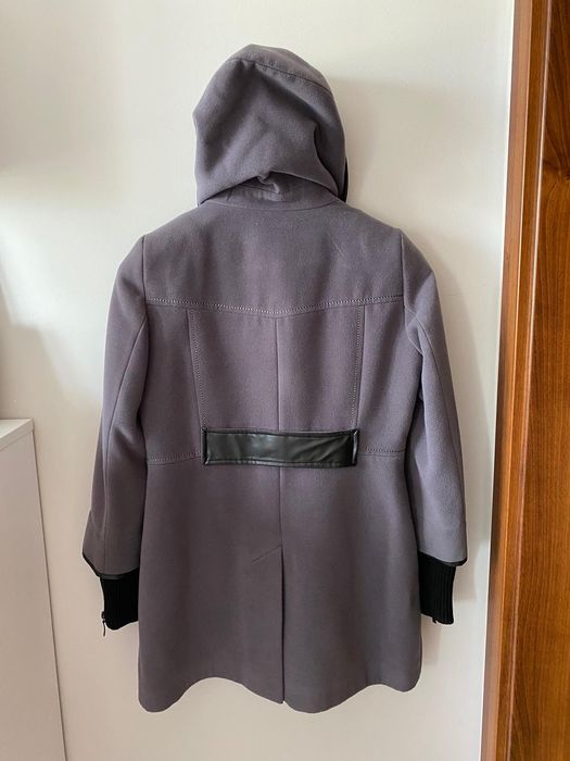 Elegancki wełniany płaszcz Jean Boison