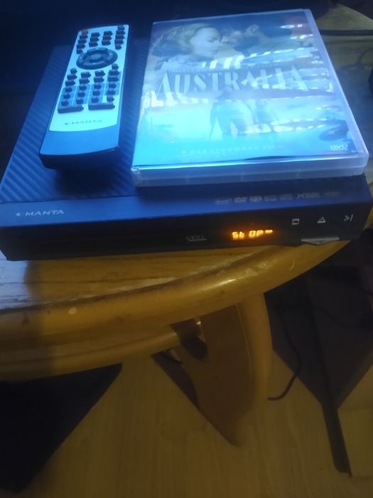 Odtwarzacz DVD z pilotem