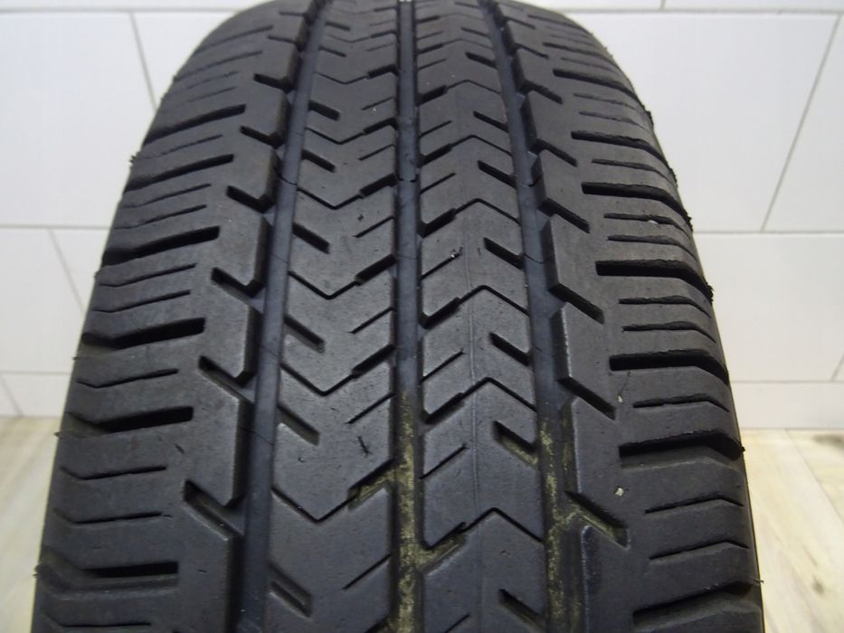 opona michelin agilis 51 215/65r16 106/104 t 2021