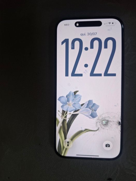 iPhone 16 - para peças