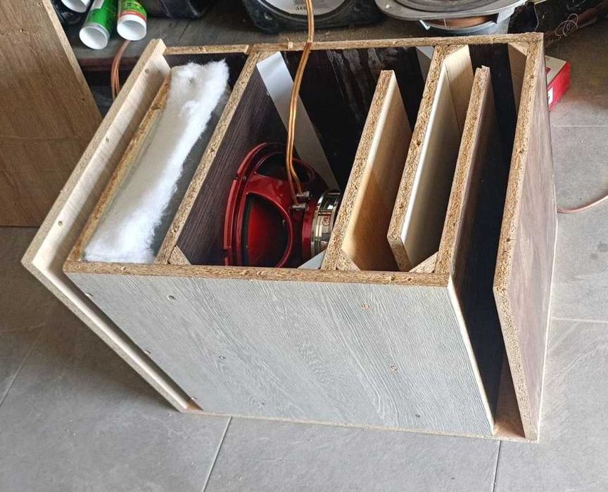 Динамік + коробка корпус для саба сабвуферний 12" 800ватт