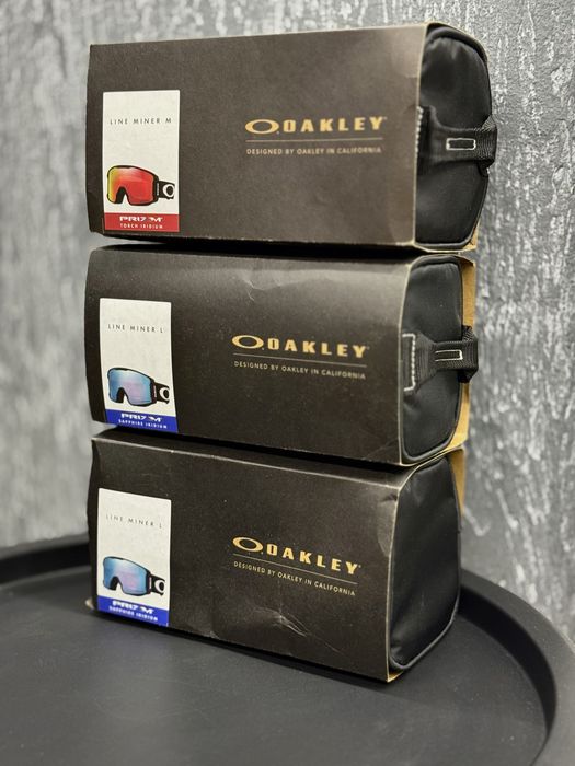 Маска горнолыжная Oakley Line Miner OO7070-04