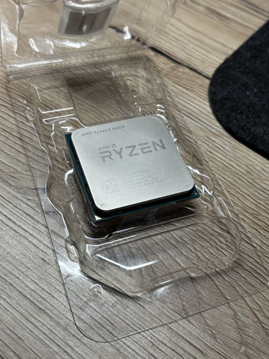 Procesor Ryzen 5 1600X + chłodzenie boxowe