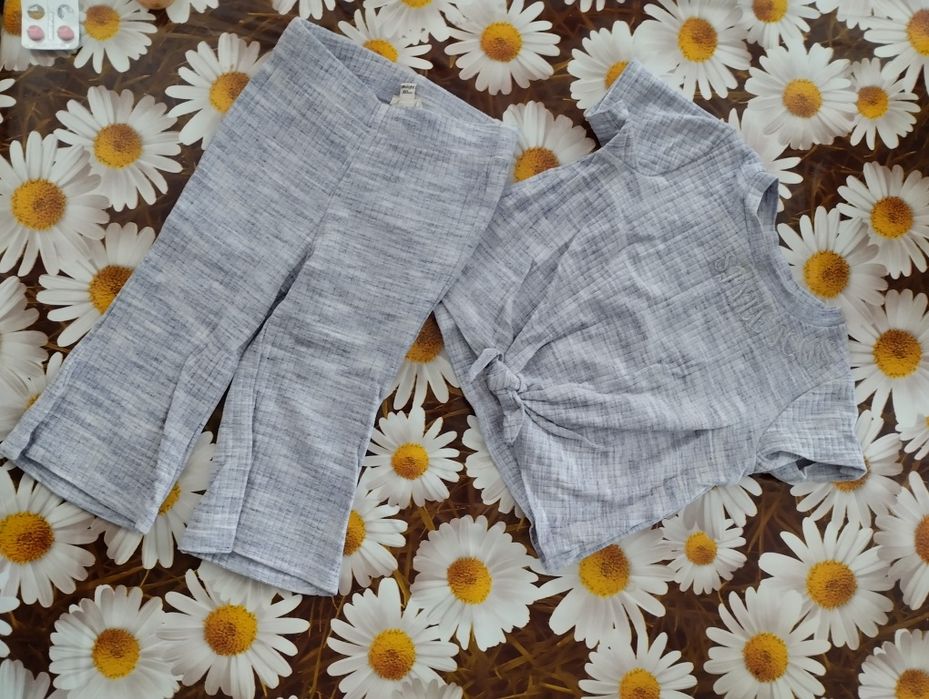 Костюмчик на дівчинку в гарному стані, розмір 9-12 міс ,80см