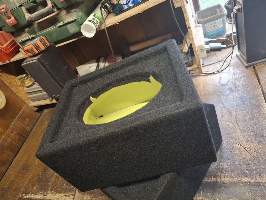 Короба ,подиумы для динамиков 6 на 9 дюймов