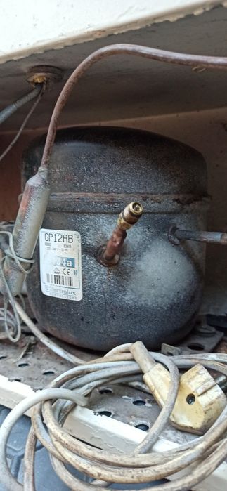 Продам компресор на морозильний ларь, камеру