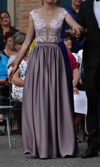 Випускна вечірня довга сукня