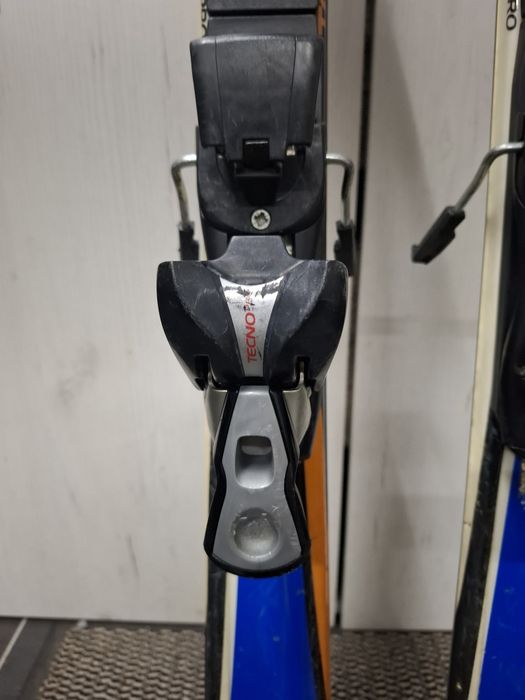 Juniorskie narty zjazdowe dlugosc 140cm