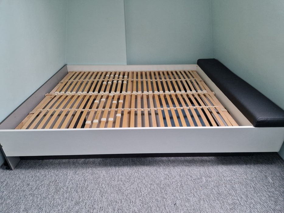 Łóżko dwuosobowe 160x200 + oparcie