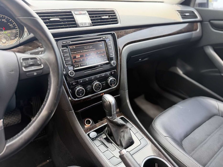 Volkswagen Passat      2015