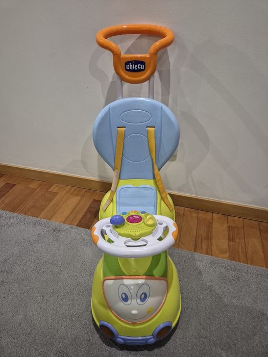 Carro Chicco 4 em 1
