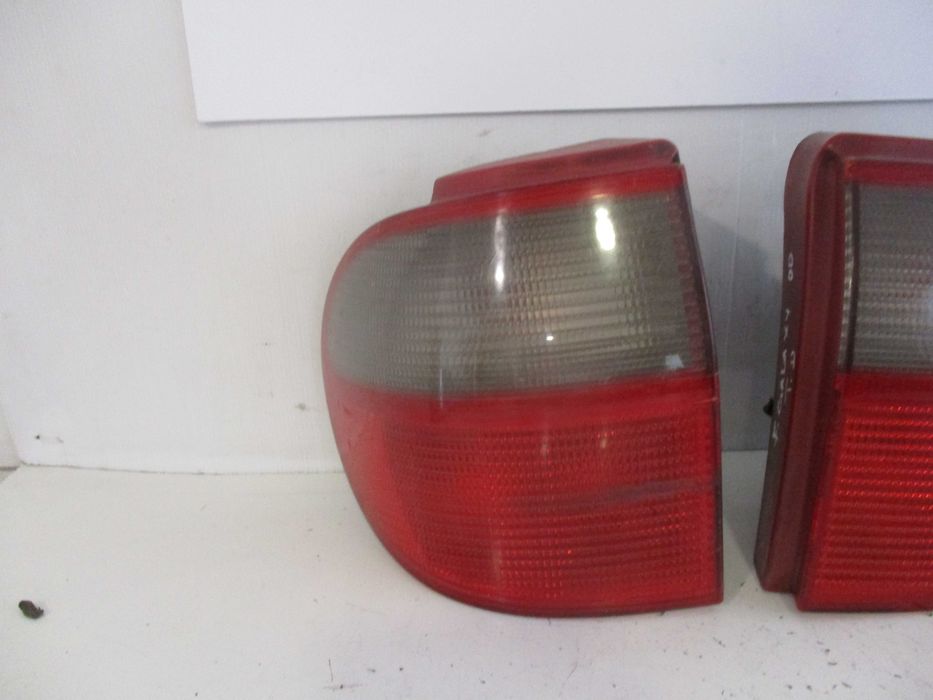 farolim farol tras ford galaxy 1999