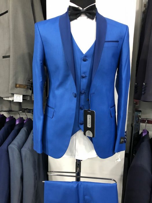 Оренда, чоловічі костюми,смокінгі,фракі