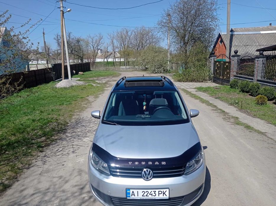 Продам Volkswagen touran