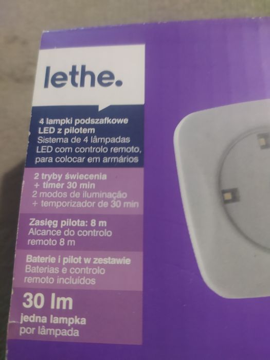 Lampki ppdszafkowe 4 szt