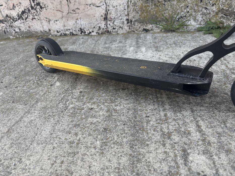 Трюковий самокат Arcore Street Tech (з Чехії)