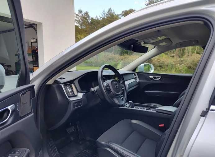 Продам Volvo XC60  2023 року