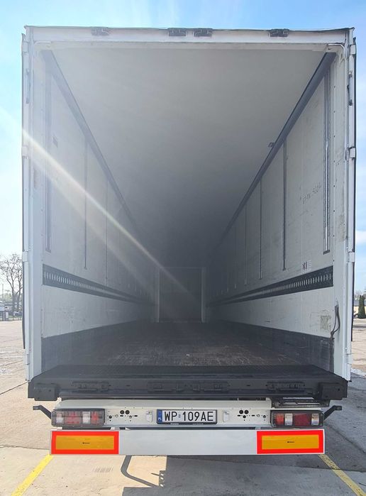 Krone Izoterma Doppelstock Sprowadzona ładna mały przebieg