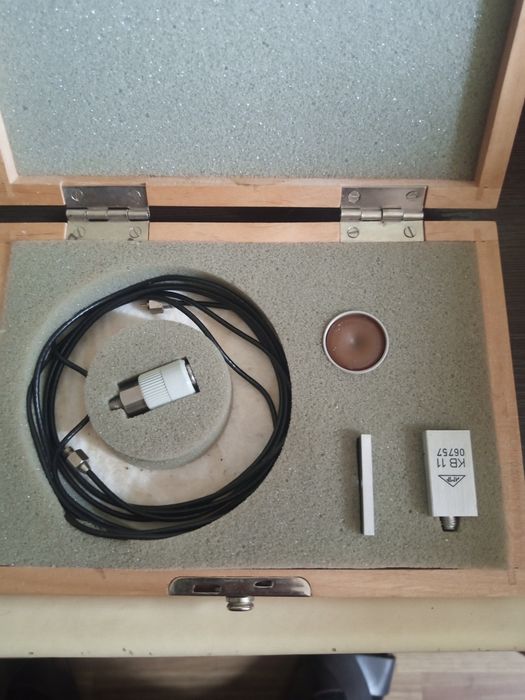 Датчик колебаний КВ-11