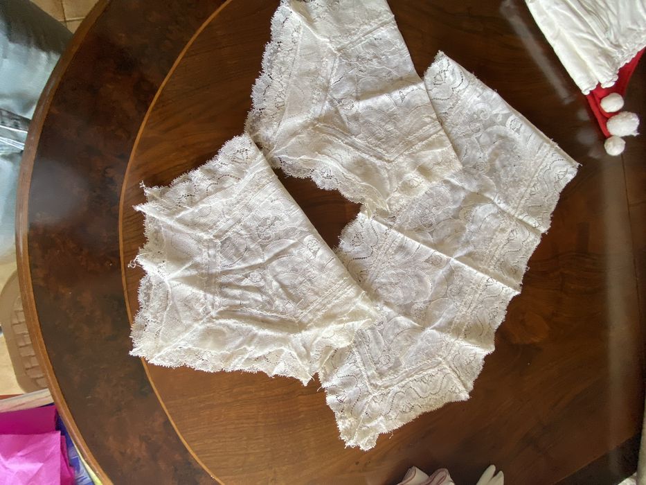 Conjunto de 3 naperons antigos