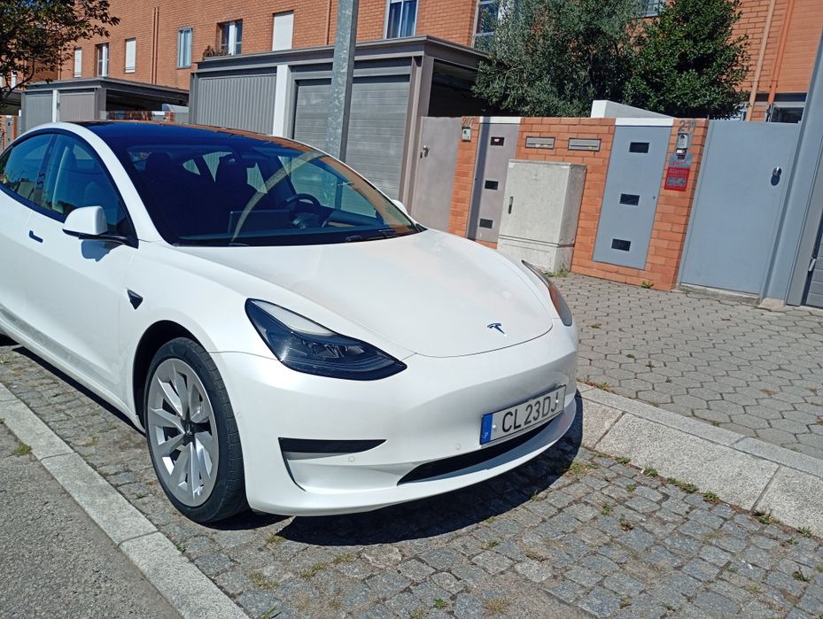 Tesla Model 3 Standard Range Plus RWD