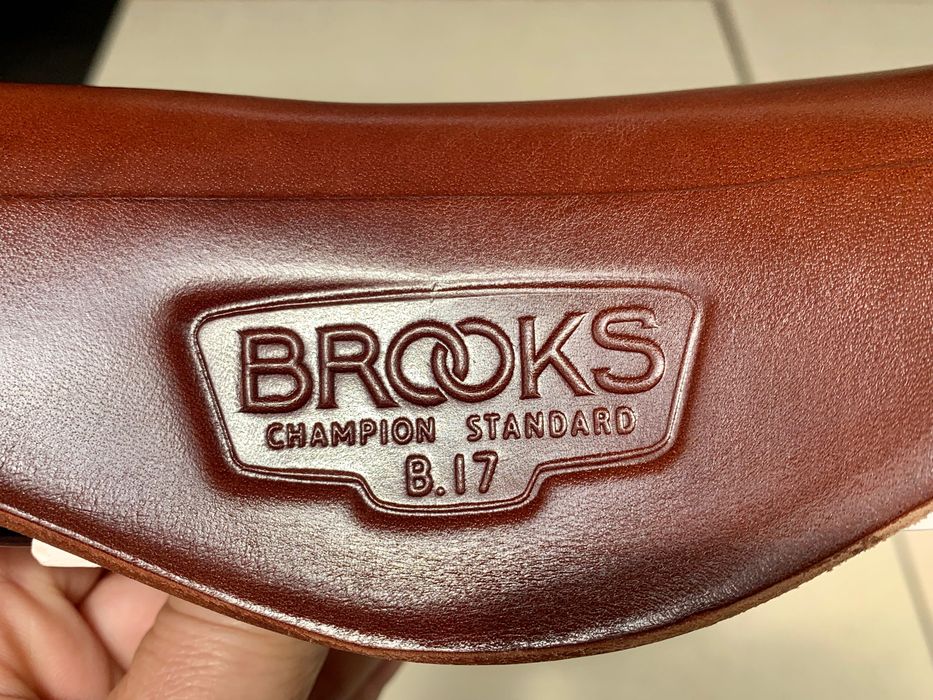 Selim Brooks B17 novo por estrear