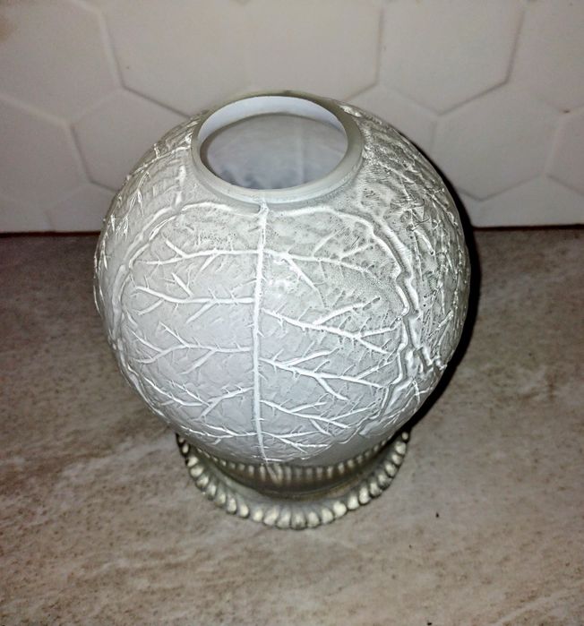 Klosz szklany PRL VINTAGE-Liście,mleczne szkło, malowane pasy