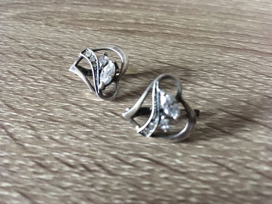 Сережки срібні