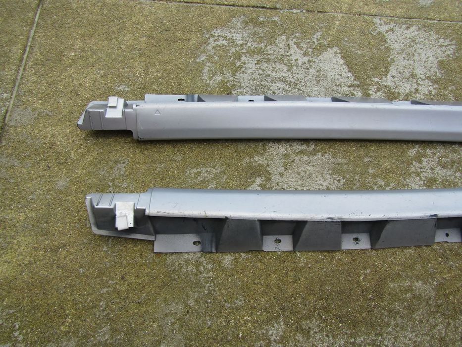 Embaladeiras /saias laterais Peugeot 106 GTI ano 2000(original)