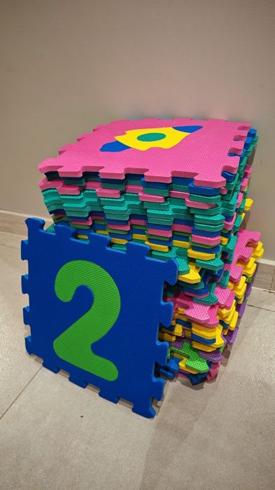 Mata piankowa puzzle, różne wzory 40 szt.