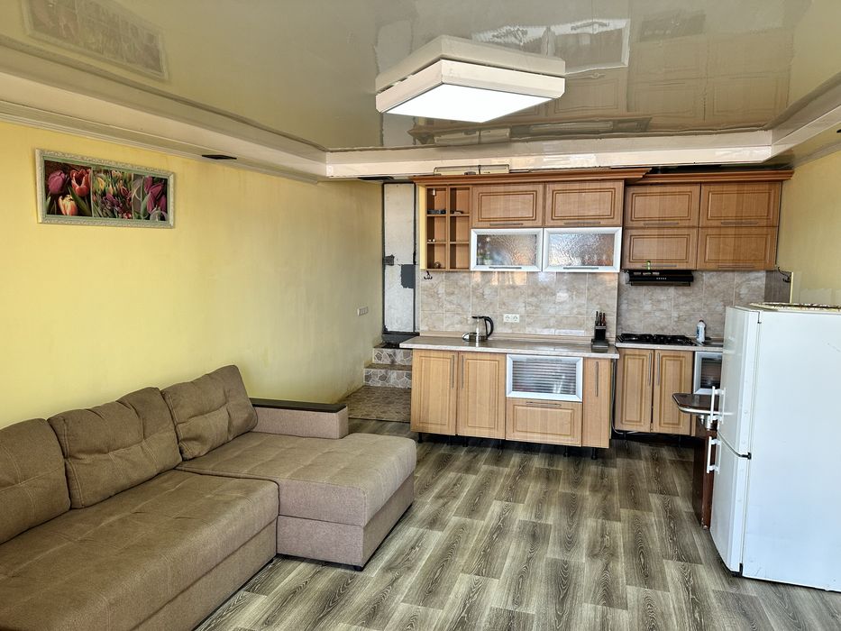 Домик (курень) 2 поверхи 50 м від моря(1 хвилина) ВІЛЬНО З 23.08