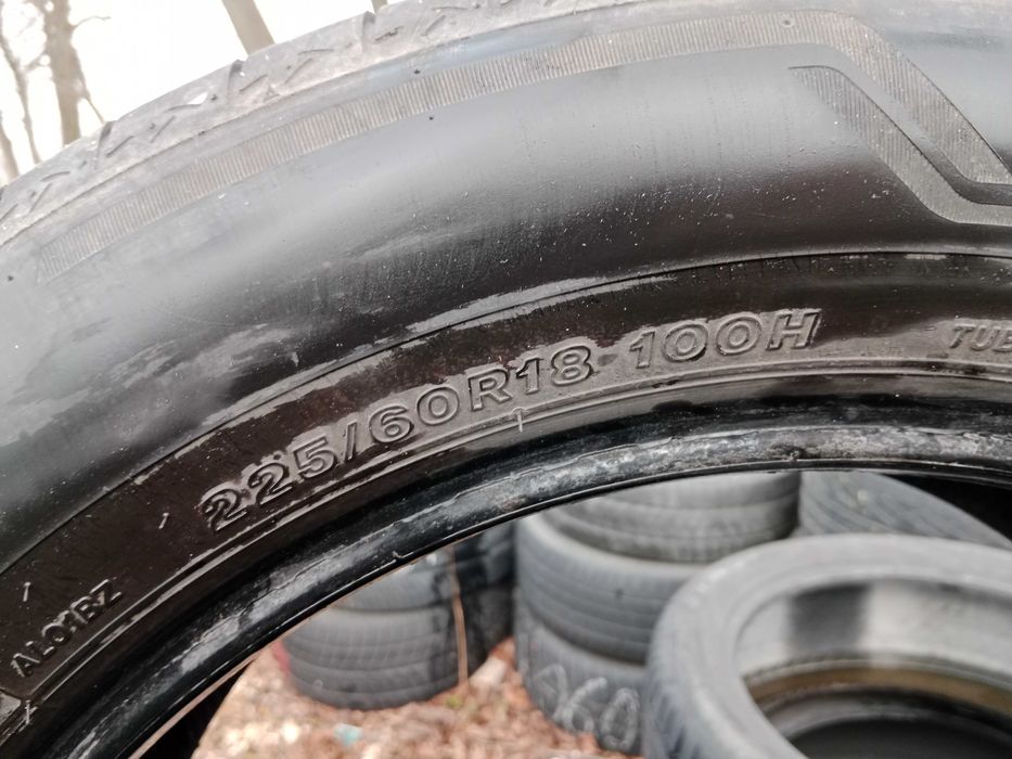 Opona używana 225/60R18 Bridgestone Alenza 001 1szt.