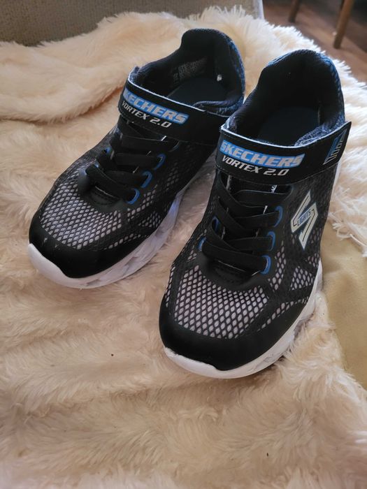 Кроссовки детские Skechers