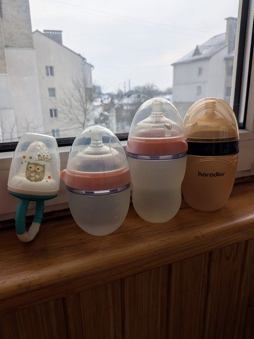 Лот пляшечка для годування Comotomo, Mommy Bag, ніблер. Ціна за все