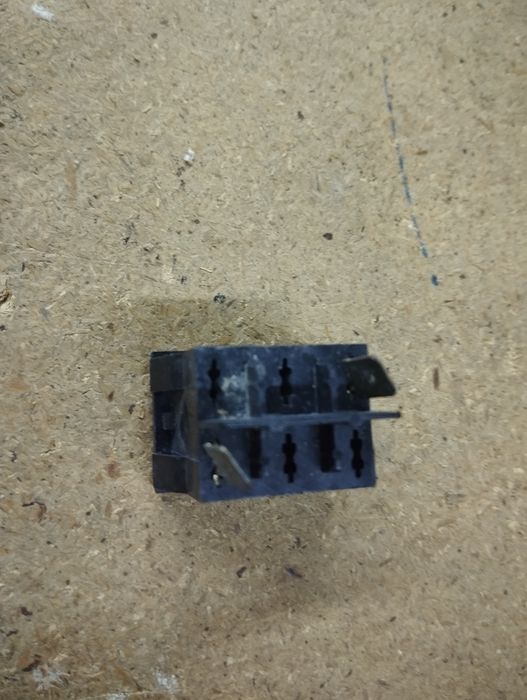 Lote de indicadores luminosos verdes e vermelhos