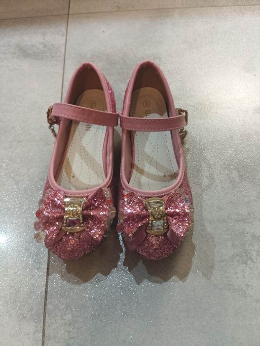 Pantofelki dla dziewczynki