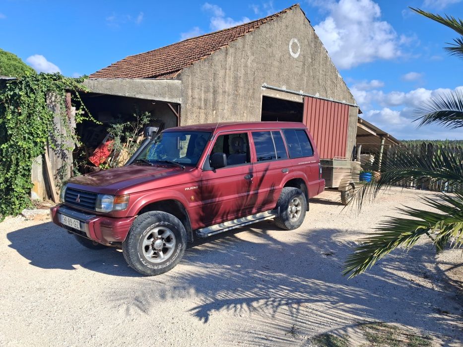 Mitsubishi pajero GLX 2.5