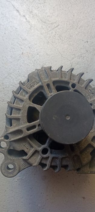 Генератор Ауді 2 дизель.