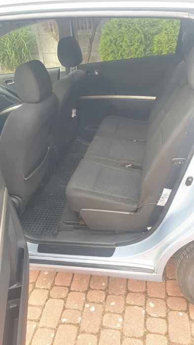 Toyota corolla Verso 2.2 disel 177km