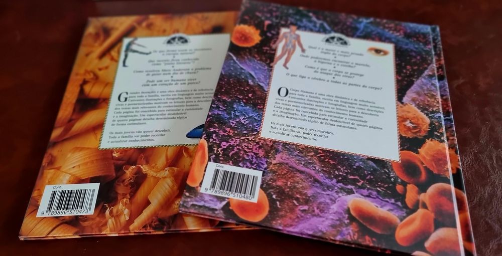 Lote 2 Livros Enciclopédia À Descoberta (1€ para despachar / Erro de Fábrica)