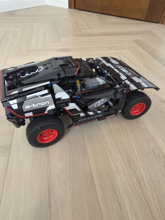 Samocód lego technic