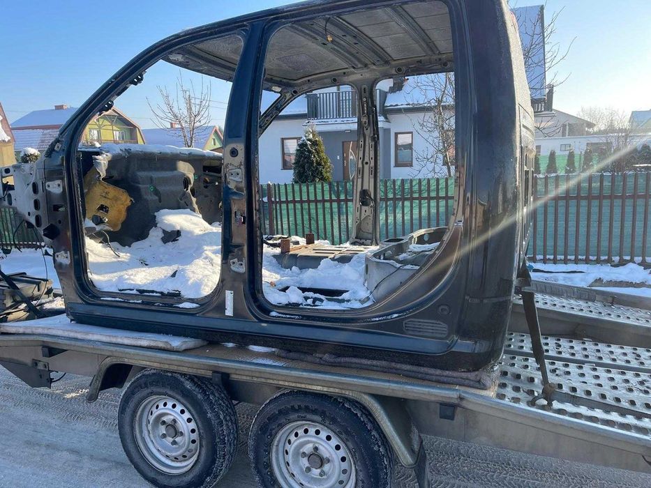 Dodge Ram 1500 IV DS lewy próg,bok ,poszycie słupek