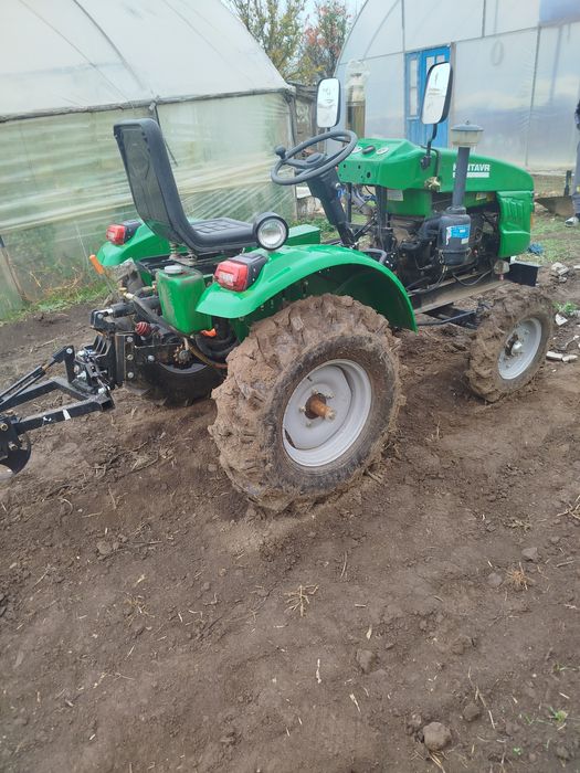 Трактор KENTAVER 200B