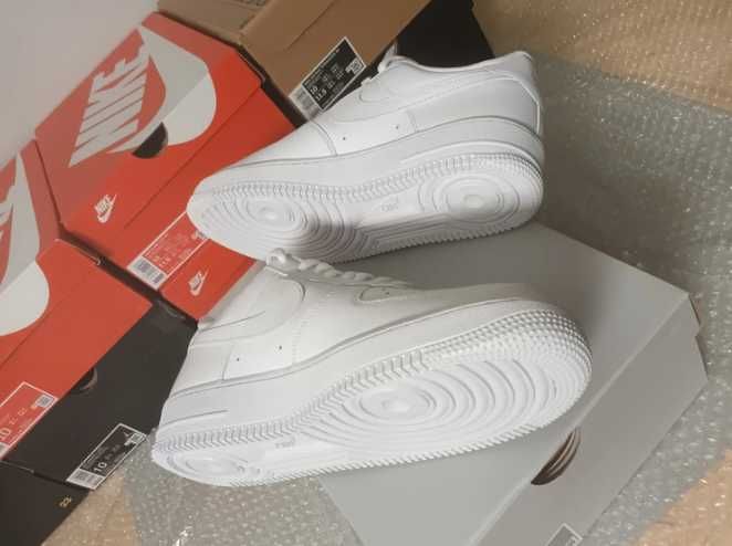 Nike_Air_Force_1_Low_'07_White R.44